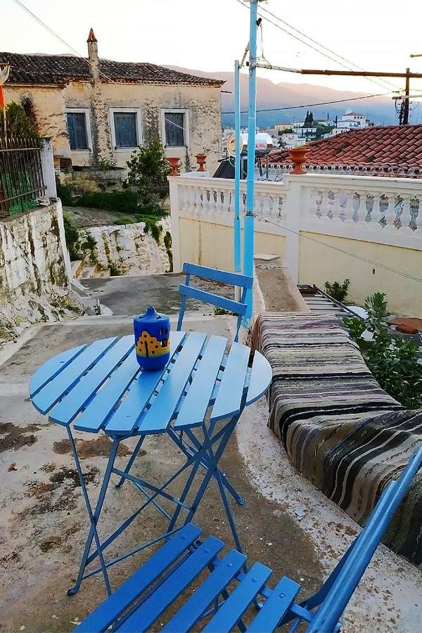Theseus Daire Poros Town Dış mekan fotoğraf
